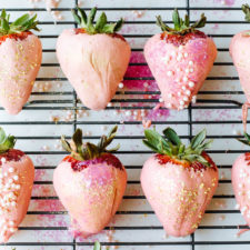 Rose box filled with white chocolate dipped strawberries (OC AND LA Deliveries in shops the State of California Only)