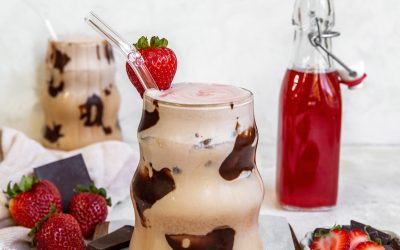 Chocolate Covered Strawberry Iced Latte-1